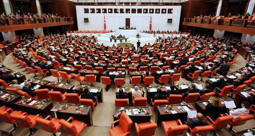 Meclis Savaş Gündemiyle Açılacak