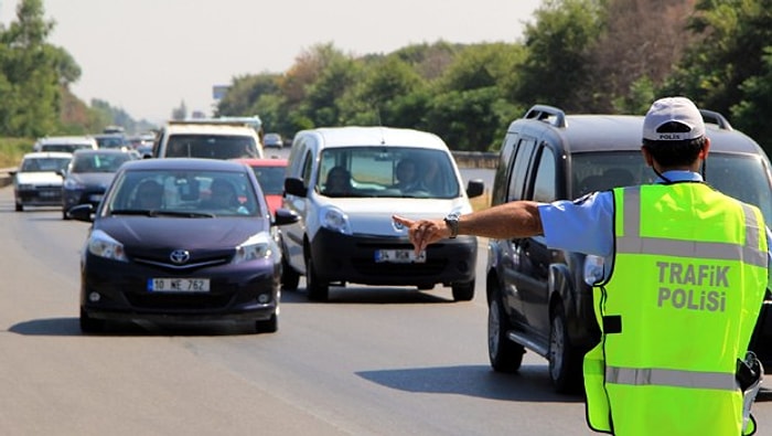 Trafik Adabı Dersini Geçemeyen Ehliyet Alamayacak