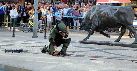 Kadıköy'de Bomba Paniği