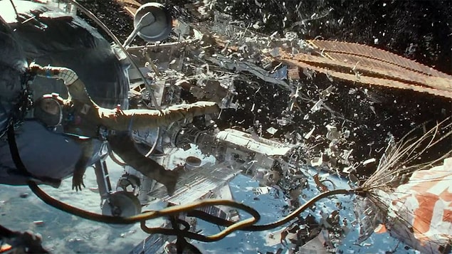 2. Gravity / Yerçekimi | IMDB: 8,0