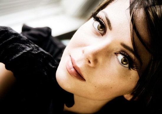 Gözleri İri Gösteren Makyaj Hileleri