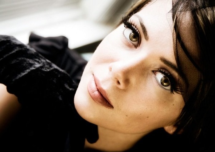 Gözleri İri Gösteren Makyaj Hileleri