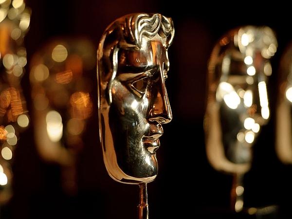 İngiliz Film ve Televizyon Sanatları Akademisi (BAFTA), Matthew Perry'nin Pazar günü 2024  BAFTA Film Ödülleri'nin Anısına bölümünde yer almaması üzerine internet üzerinden gelen tepkilere yanıt verdi.