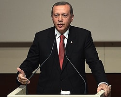 'Bir Telefonu Almak İçin Saatlerce Kuyrukta Bekliyorlar, Geçen Yılkinden Farkı Yok'