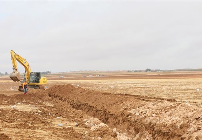 Suriyeli Kürtlerin Araçları Burada Saklanacak!