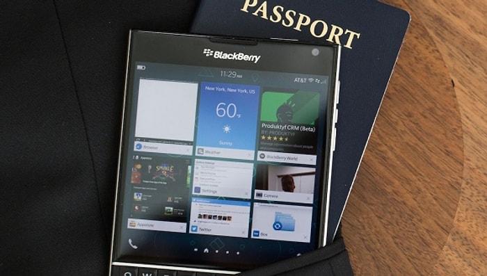BlackBerry Passport Başarısıyla Şaşırtıyor