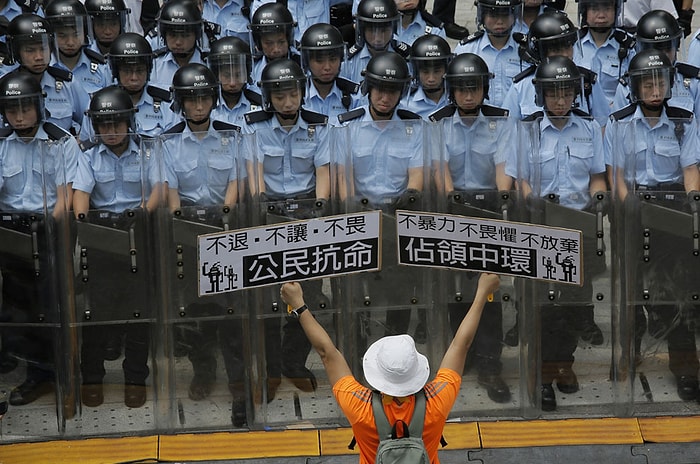 Hong Kong'da Herkes Ayakta: 30 Fotoğrafla Occupy Central Hareketi