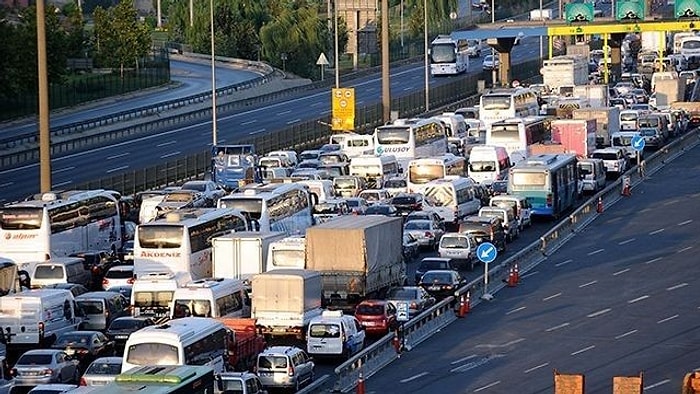 FSM ve Boğaziçi'de Birer Şerit Trafiğe Kapalı