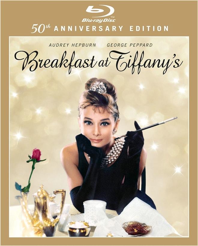 Audrey Hepburn'ün Breakfast at Tiffany's Filmindeki En Güzel 30 Hali