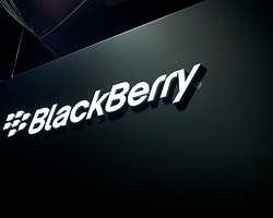 Blackberry'den Üç Yeni Cep Daha Geliyor!