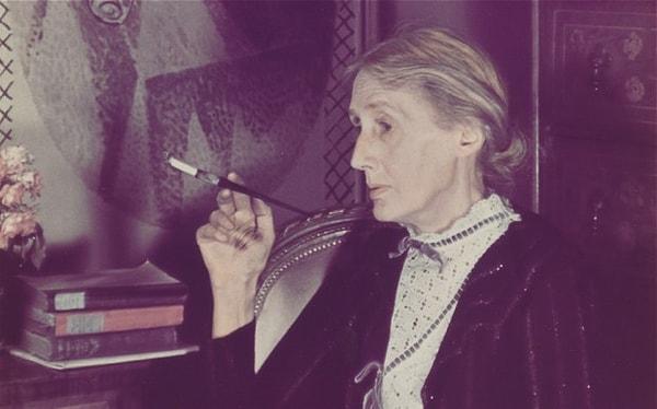13. "Eğer biri beni kurtarabilecek olsaydı, bu sen olurdun."  - Virginia Woolf