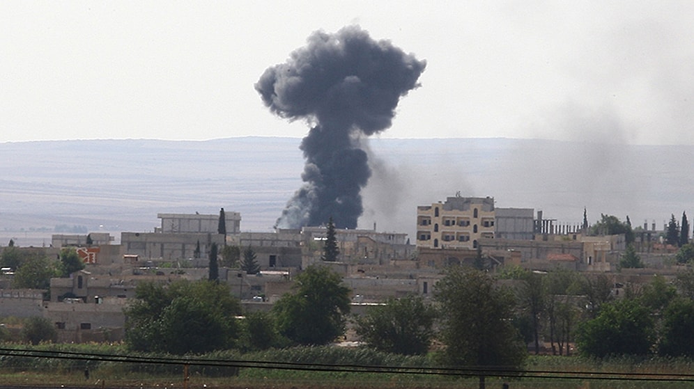 Kobani'ye Ağır Bombardıman