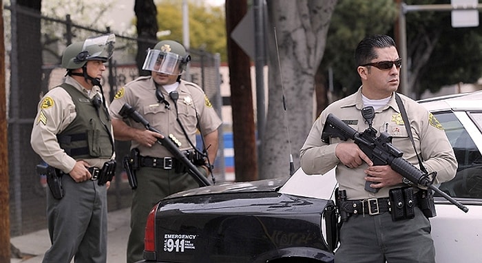 ABD Polisi Siyahi Bir Genci Daha Vurdu