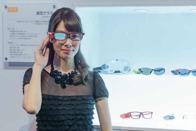 Toshiba'da Google Glass'a Rakip Oluyor