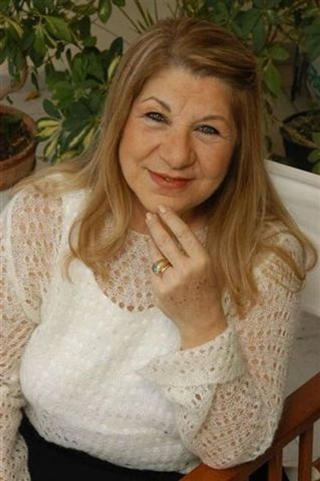 41. Ayla Algan