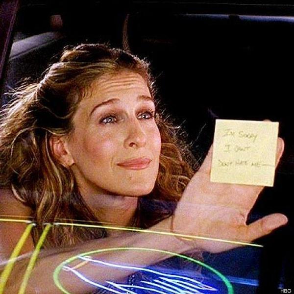 Carrie bir diğer yazar sevgilisi Jack Berger tarafından, bir not kağıdı ile terk edilir. “Üzgünüm, yapamam, benden nefret etme.” Tam bir zaman kaybıdır Carrie için bu ilişki.
