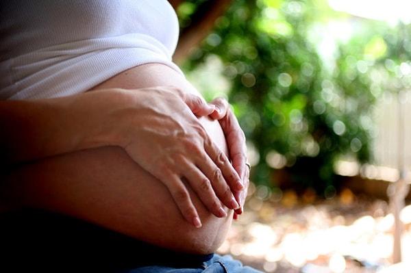 11. Hamilelik sırasında anne rahmi normal boyutunun 500 katına çıkar.