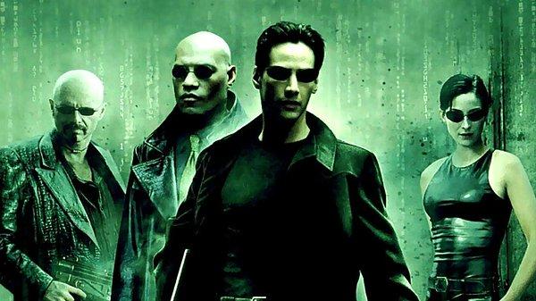 9. The Matrix (1999) (8,7)
