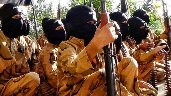 4. IŞİD'in kullandığı bazı yöntemler gösteriyor ki, örgüt kamplarında askeri eğitimden ziyade gaddarlık eğitimi veriliyor.