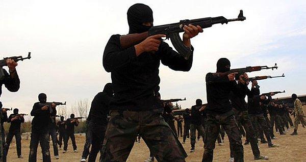 7. IŞİD, kendini bir terörist gruptan ziyade, bir askeri ordu olarak kabul ettirmek istiyor.