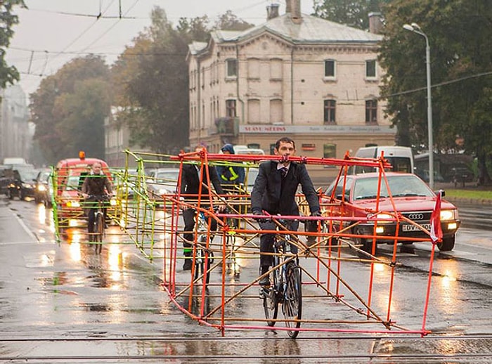 Arabalar İşte Bu Kadar Yer Kaplıyor!