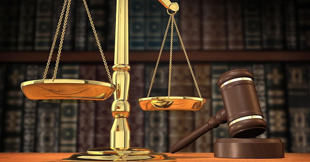 Her Toplumun İhtiyacı Olan Adalet Üzerine Söylenmiş 11 Anlamlı Söz