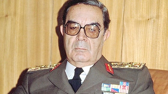 Eski Genelkurmay Başkanı Doğan Güreş Hayatını Kaybetti