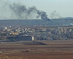 IŞİD Kobani'nin Batısında Mevzi Kaybediyor