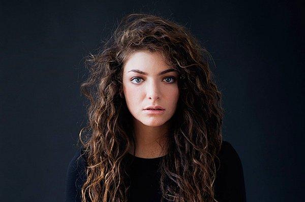 14. Lorde, 17 yaşında - Şarkıcı