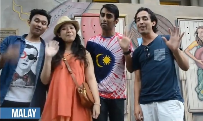 Farklı Milletlerde İnsanlardan Kendi Dillerinden Merhaba