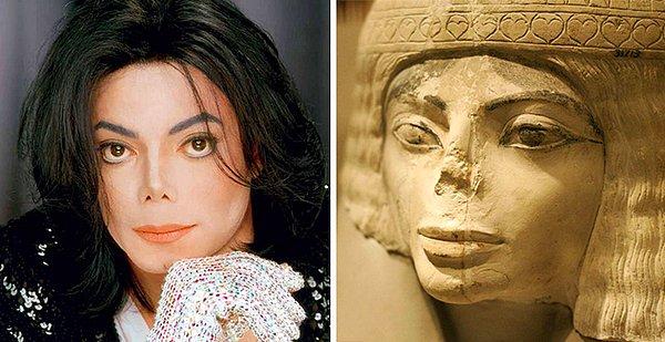 2. Michael Jackson'ın dünyaya gelişi, Mısırlılar tarafından 2000 yıl önce tahmin edilmiş.