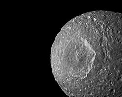 Saturn’ün Aylarından Birinde Yer Altı Denizi Olabilir