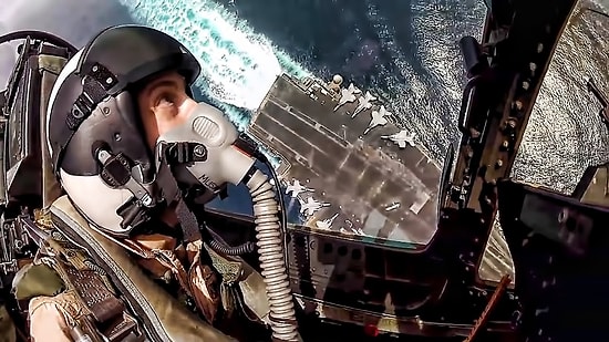 F-18’lerden Nefes Kesen Gösteri!