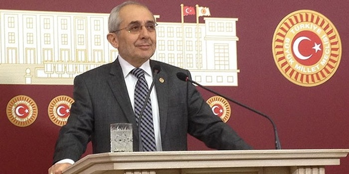 Ekrem Erdem: 'Türkiye'de Yaşanan Sıkıntıların Nedeninin Anayasadır'