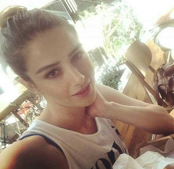 özge özel estetiksiz hali