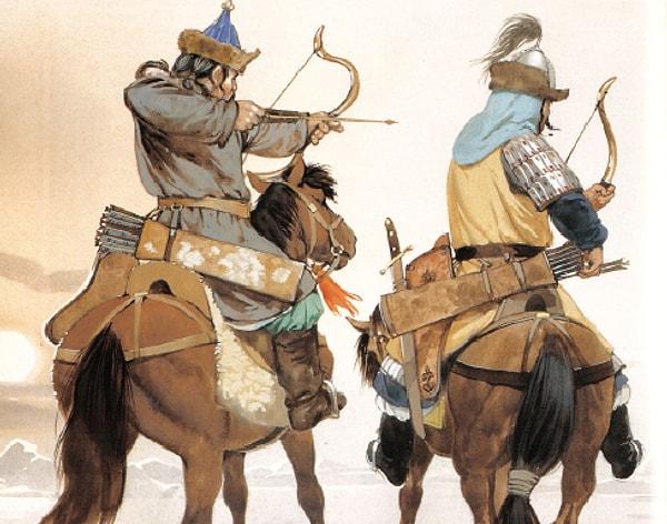 14. Moğollar oklarının ucunu ateşe vermek için öldürdükleri düşmanlarının vücut yağlarını kullanırlardı.
