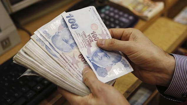 Tüm emeklilere 136 Lira veya bütün işçilere 113 Lira ikramiye