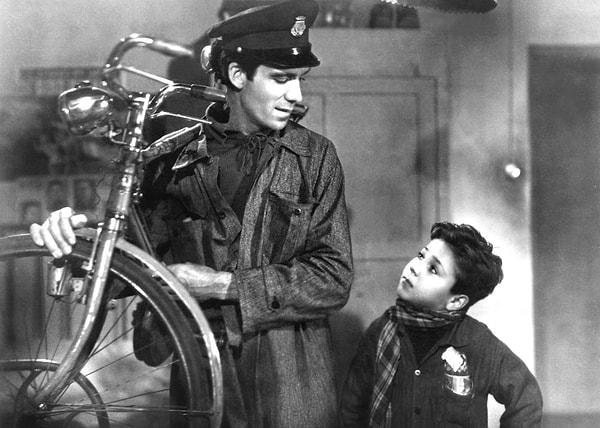 14. Bisiklet Hırsızları / Ladri di biciclette (1948)