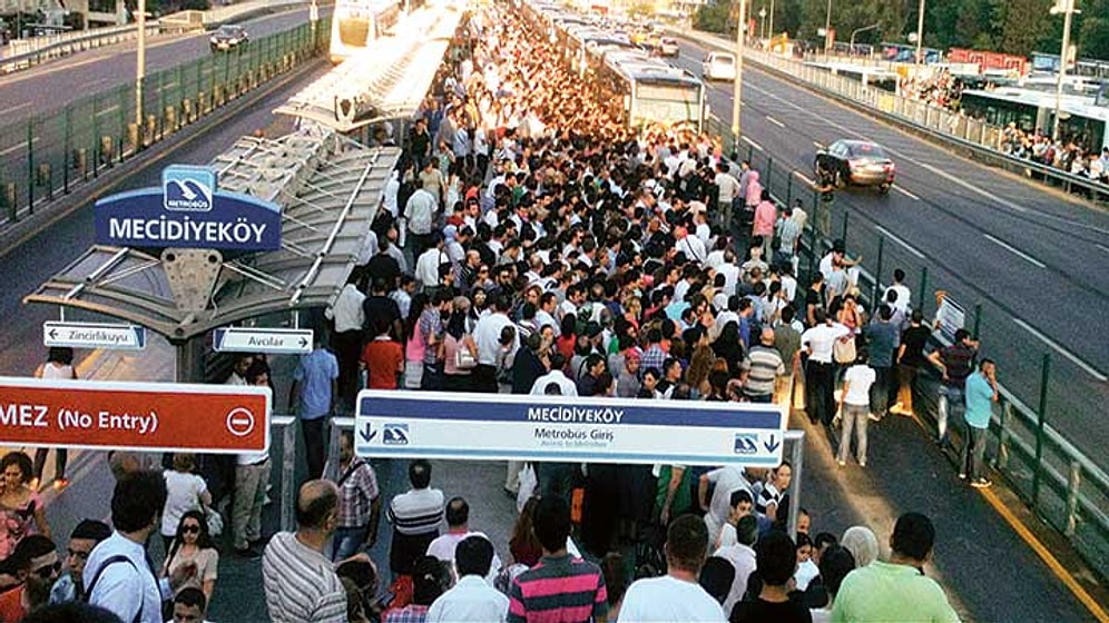Üniversite İçin Her Gün Anadolu'dan Avrupa'ya Giden Öğrencinin Çektiği 7 Evlat Acısı