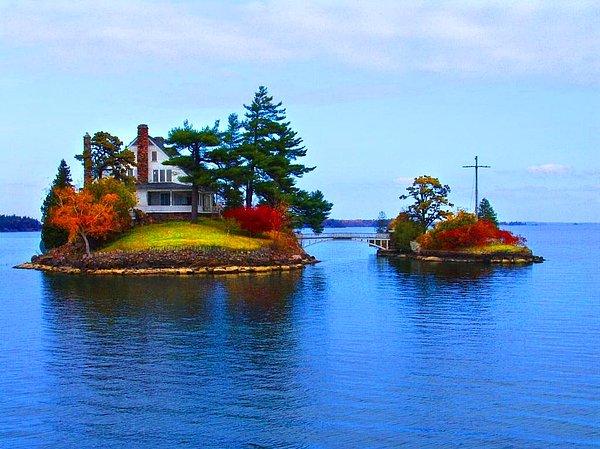 15. Thousand Adaları, Kanada
