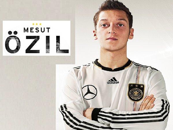 19. Mesut Özil
