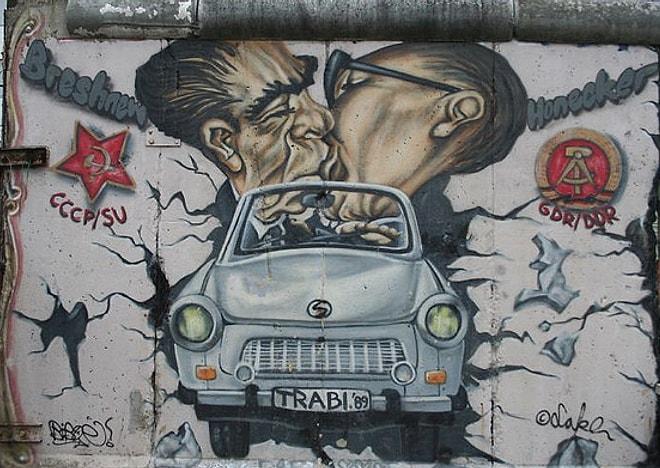 9 Kasım'da Dinlenecek, Muhtemelen Berlin Duvarı ile Alakalı Olduğunu Bilmediğiniz 9 Şarkı