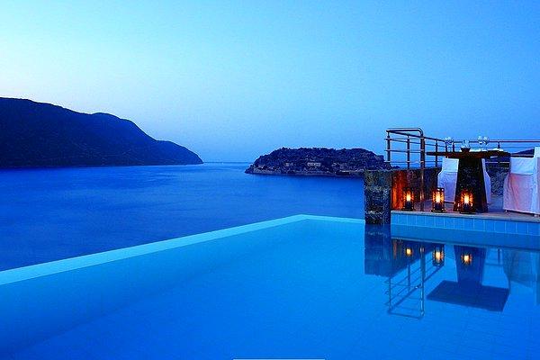 10. Blue Palace Resort- Yunanistan