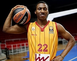 Galatasaray'da İlk Ayrılık