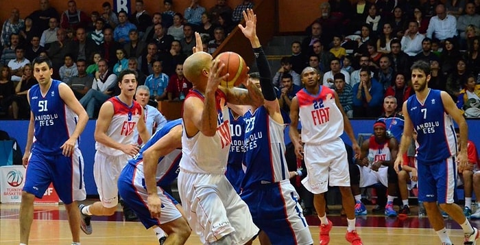 Tofaş: 70 – Anadolu Efes: 93