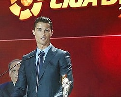 Ronaldo Yine Ödülleri Topladı