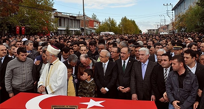 Şehit Cenazesinde Protokol Gerilimi: Onlar Geri Gitsin