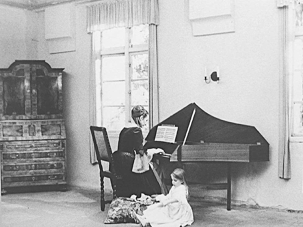 Bach'ın Besteleri Karısının mı?