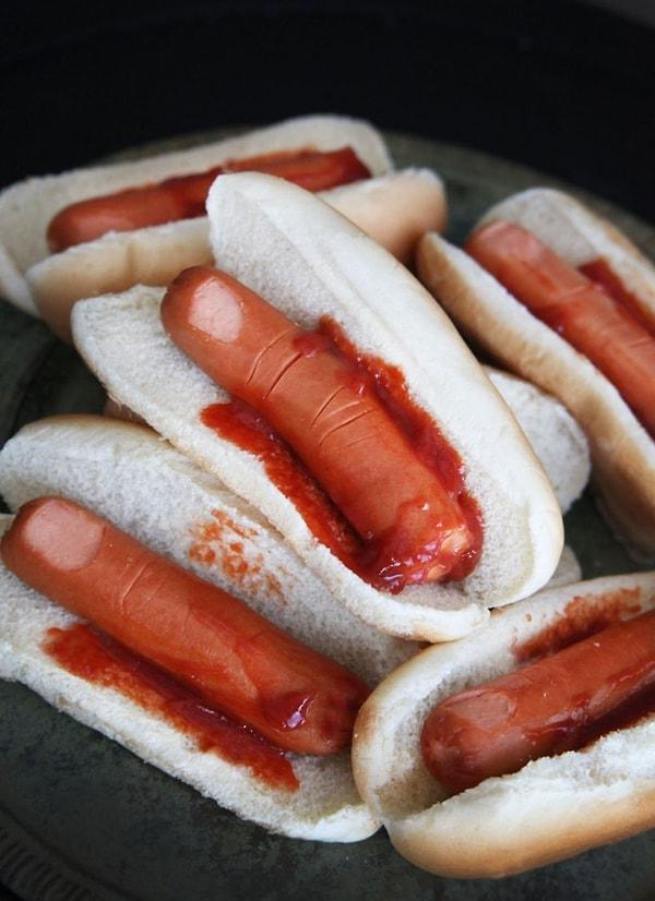 8. Parmaklı hot dog'lar