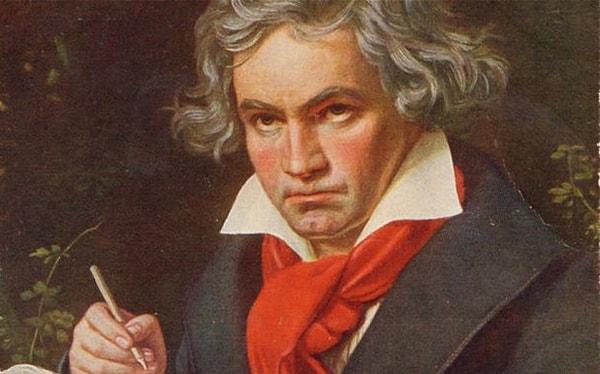 8. Ludwing Van Beethoven